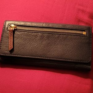 Fossil RFID Ladies' Blue Leather Billfold.